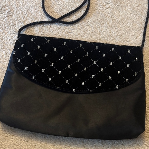 Handbags - Elegant Black Evening satin Clutch